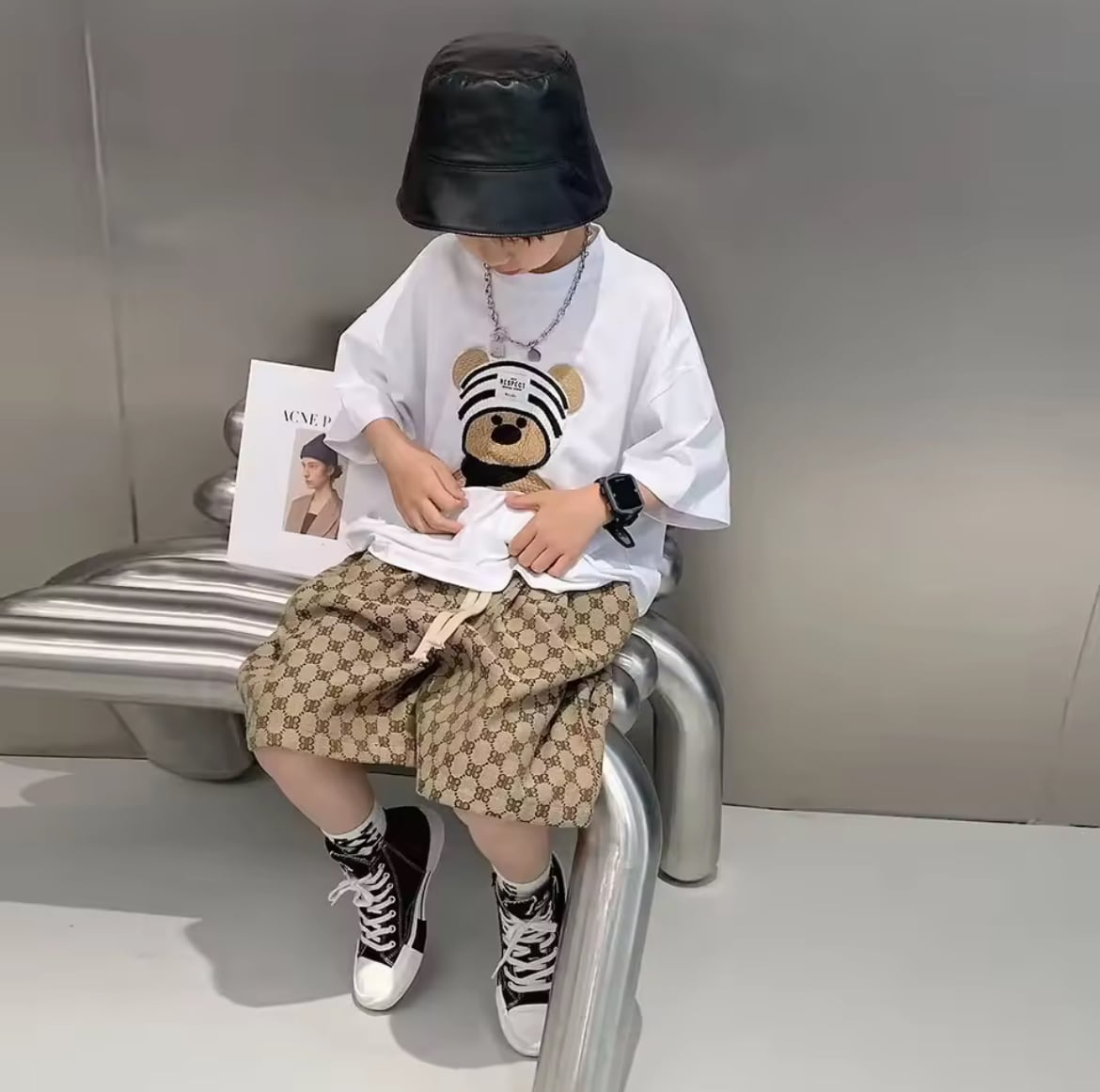 Bear プリントTシャツ