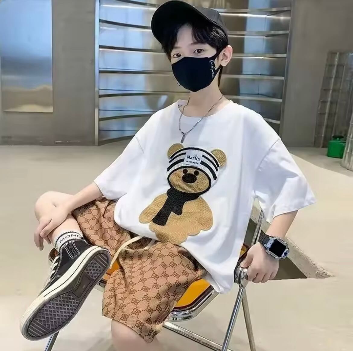 Bear プリントTシャツ