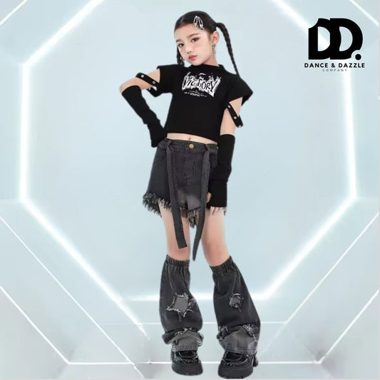 ダメージ ショートパンツ × レッグカバー